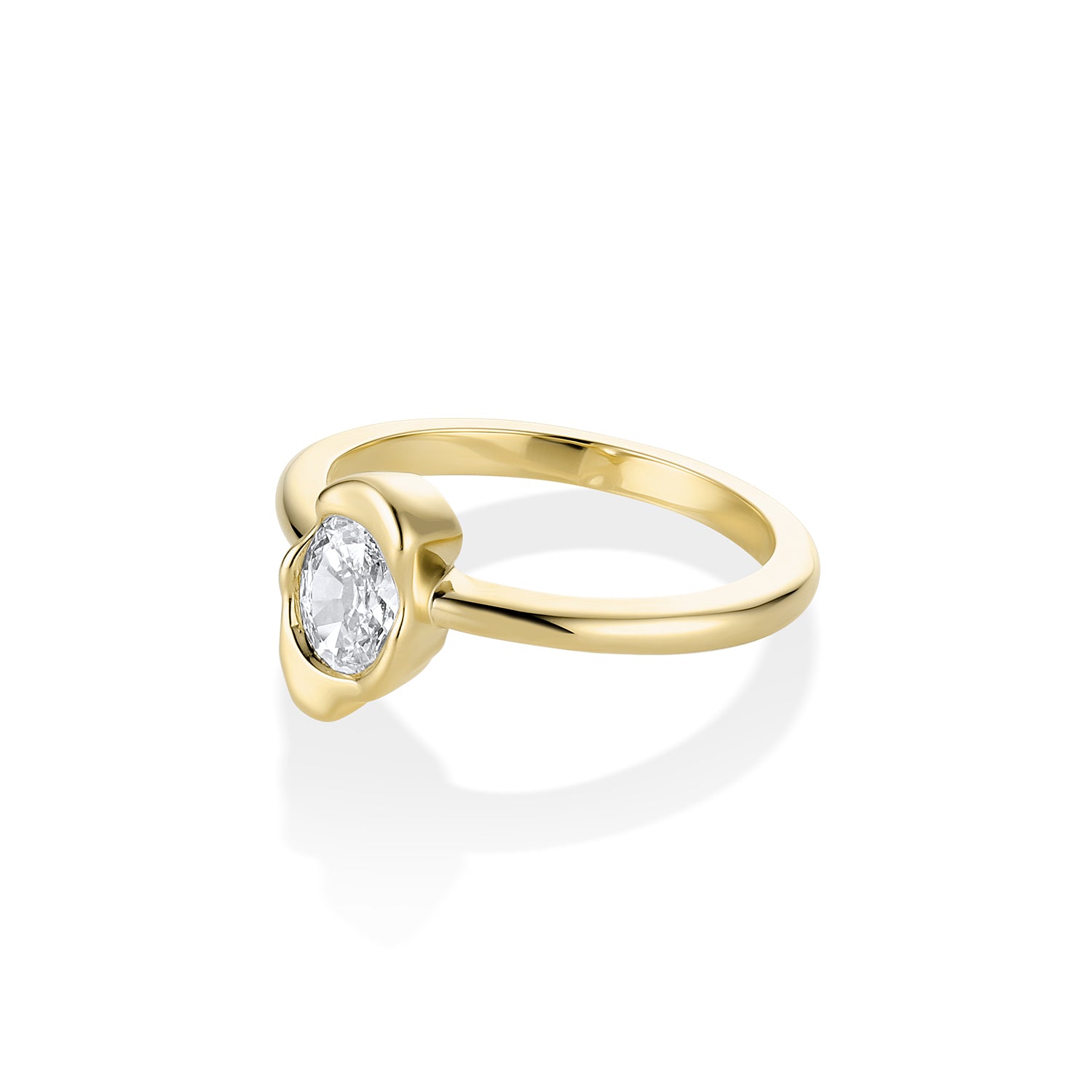 0.40ct Oval Diamond Abstract Bezel Ring side view