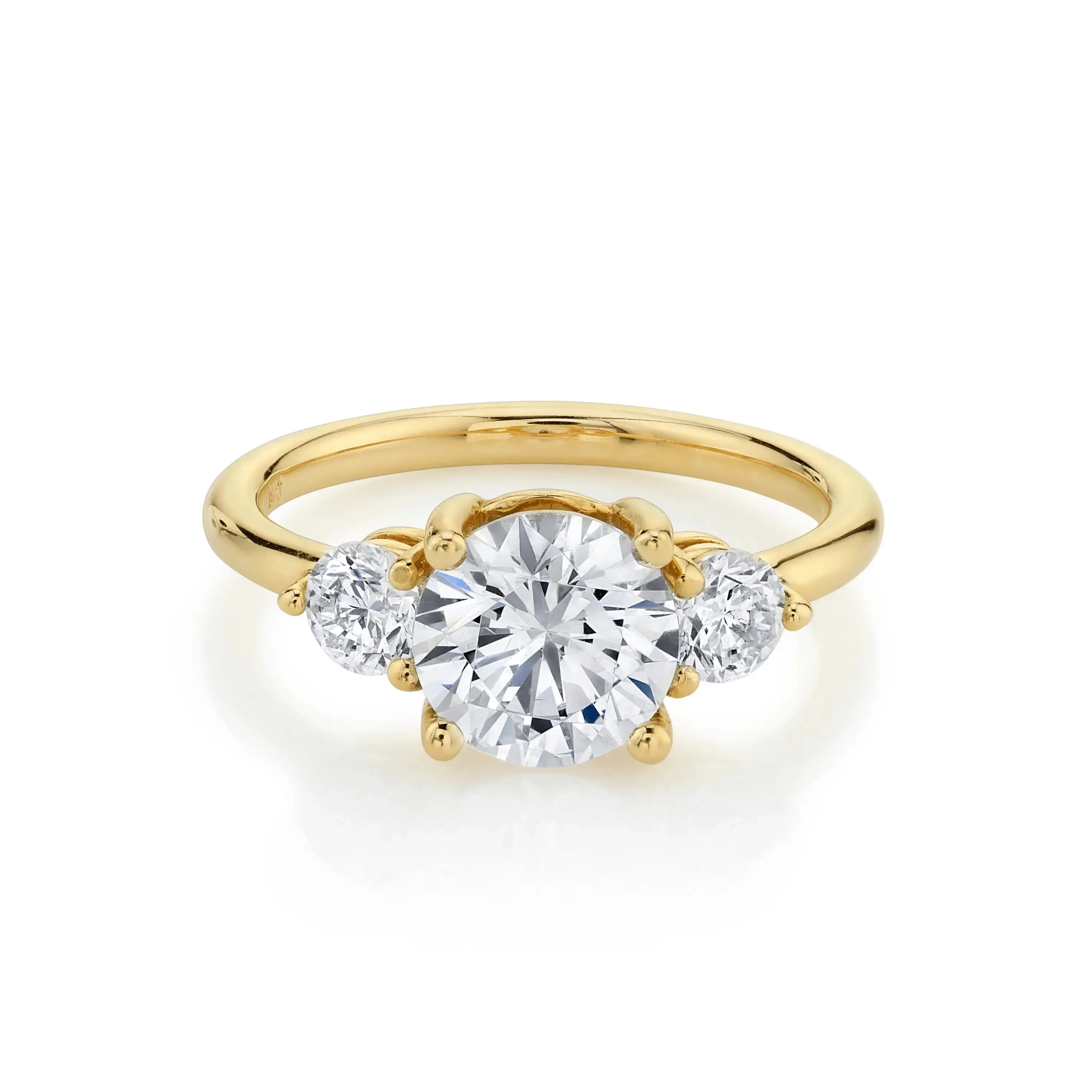 Three stone engagement ring 2025 gold