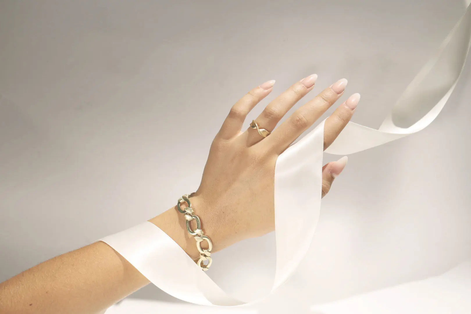 The Ribbon Collection Marrow Fine
