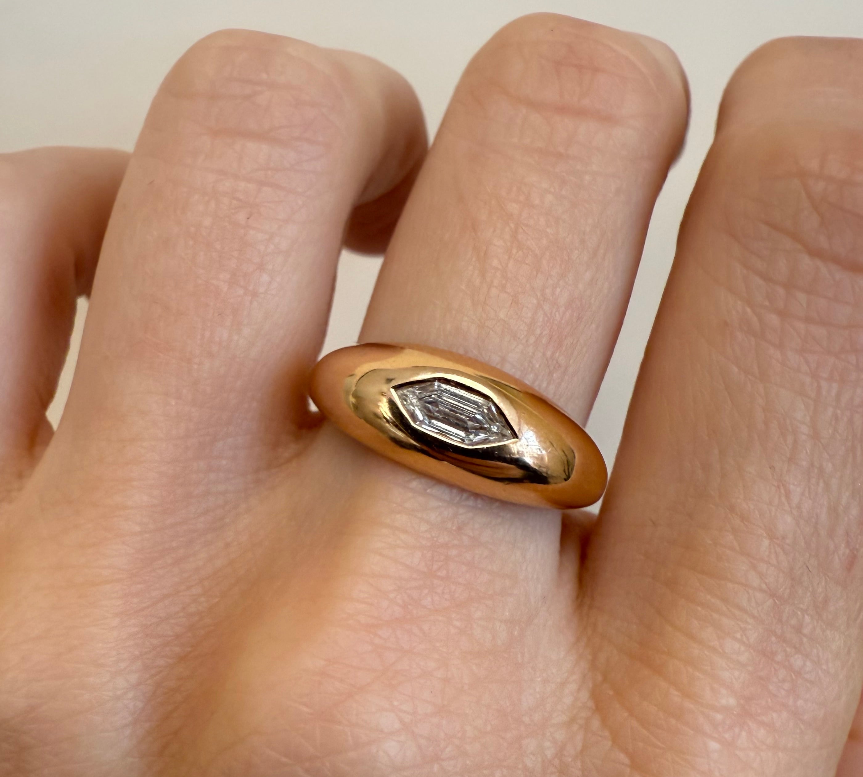 .38ct White Diamond Bullet Bombe [on hand]