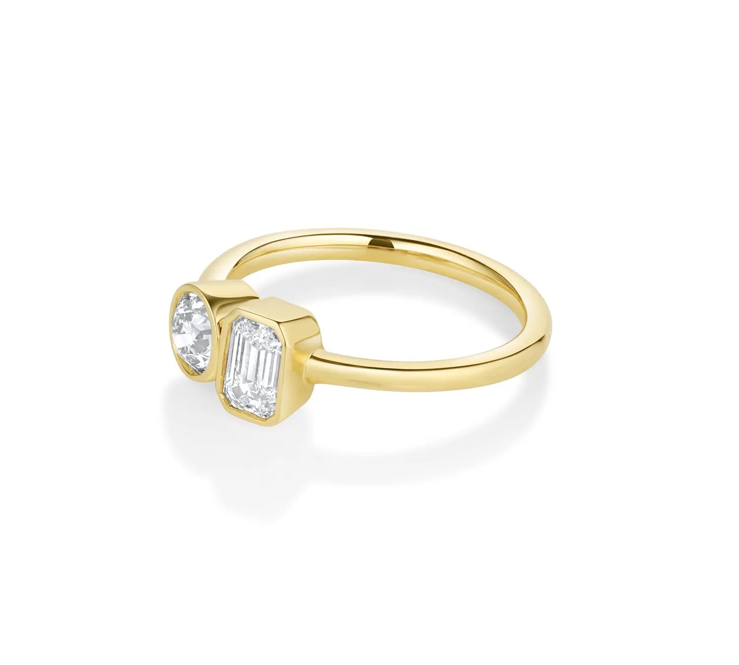 0.46ct Emerald Cut & 0.42ct Old Euro Diamond Toi et Moi Ring side view