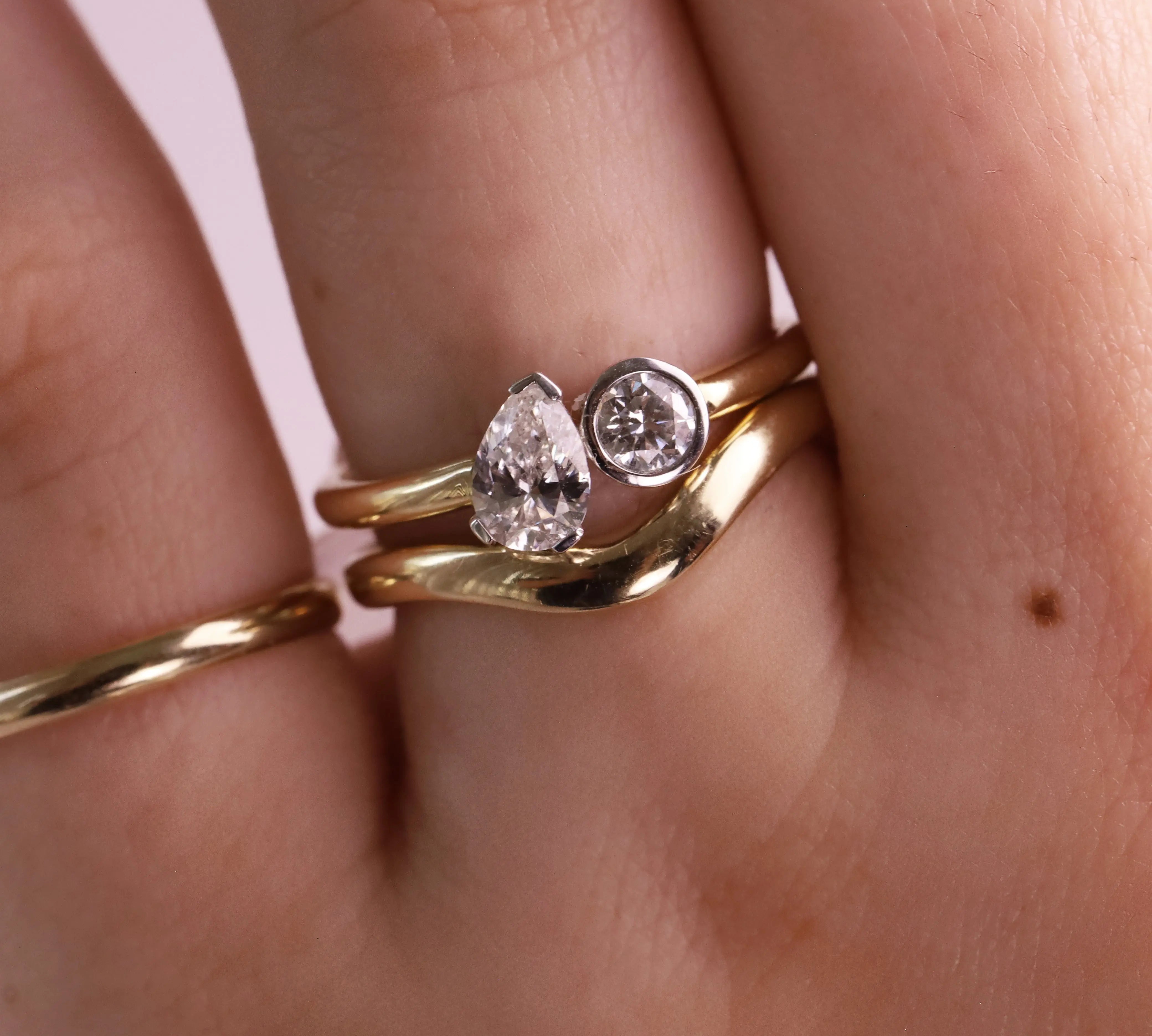 0.48ct Pear Shape Diamond and 0.23ct Round Diamond Toi et Moi Marrow Fine