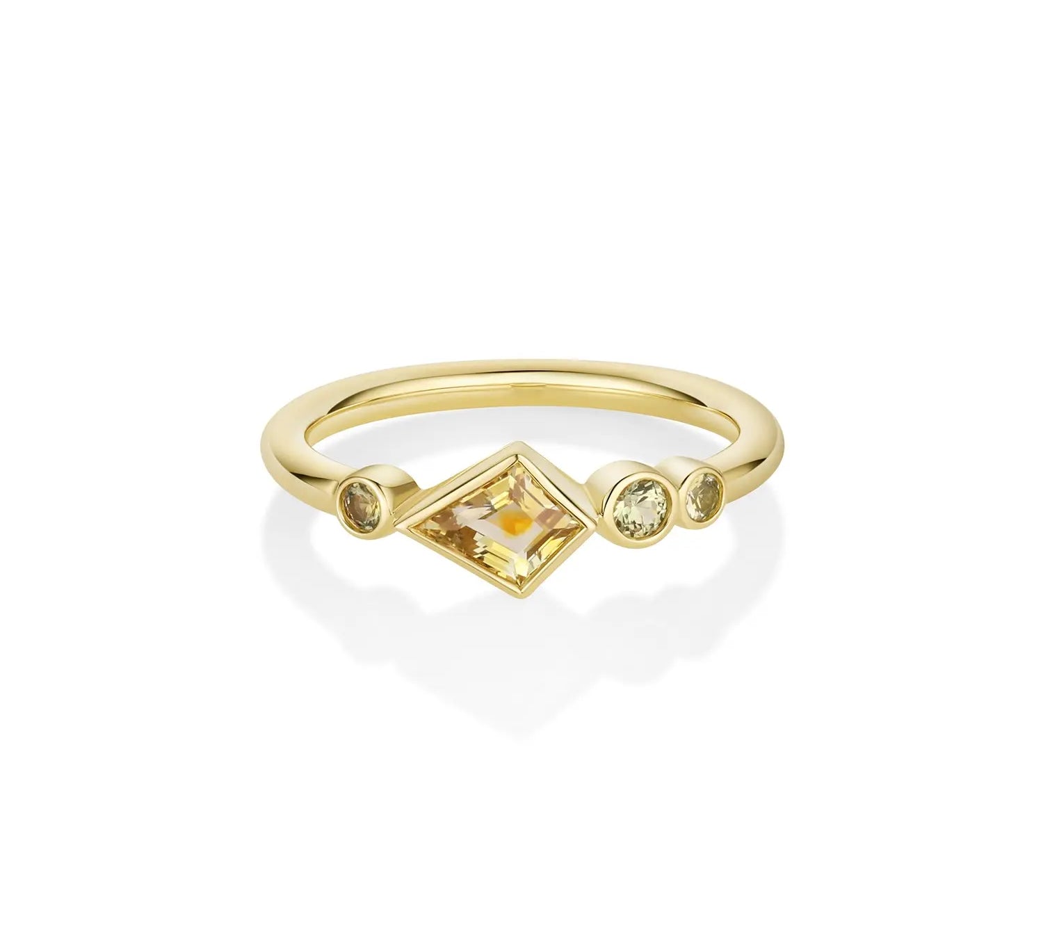 0.57ct Montana Sapphire Kite Linear Band [Yellow Gold]