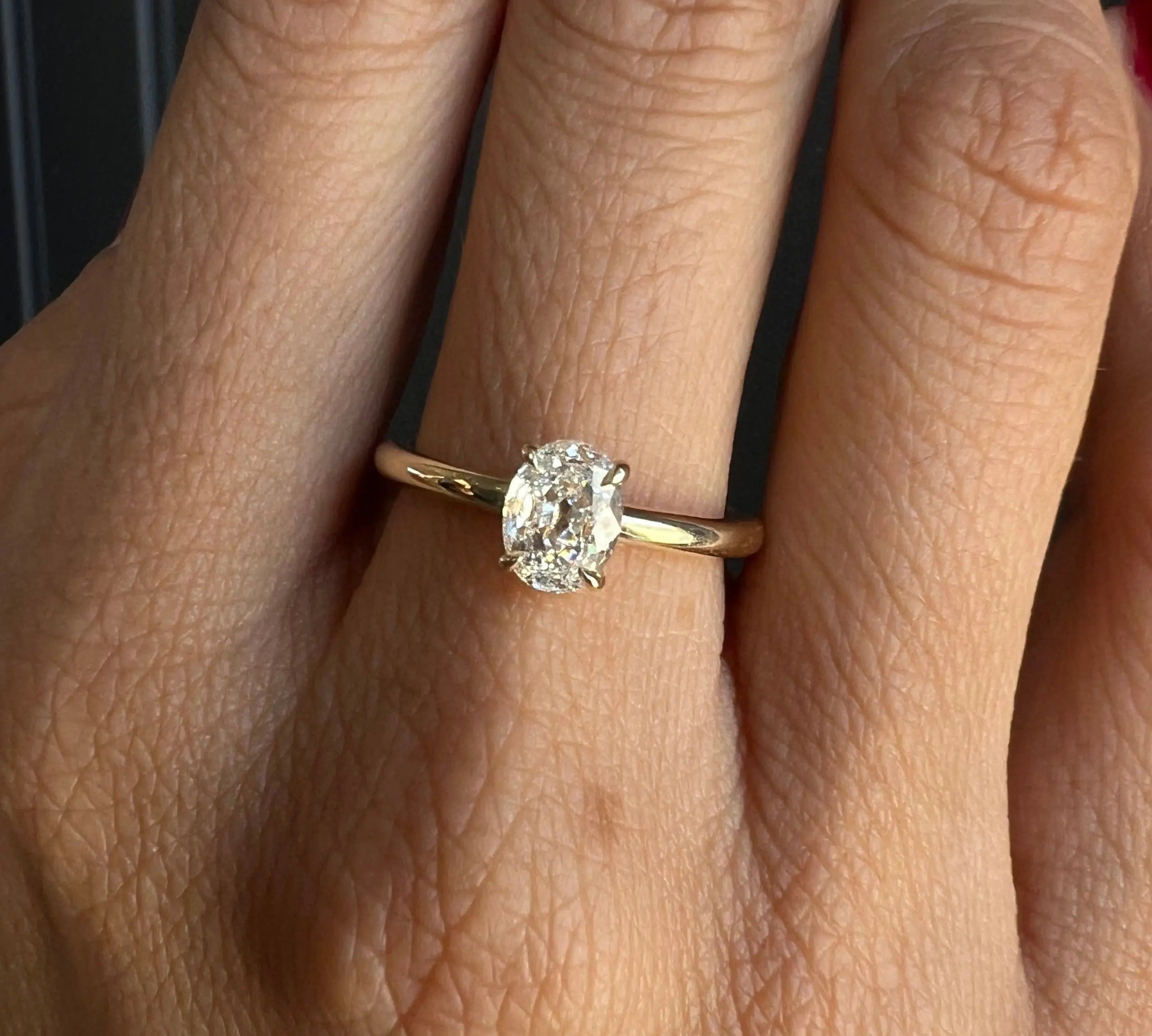 0.65ct Oval Diamond Francesca Ring [on hand]