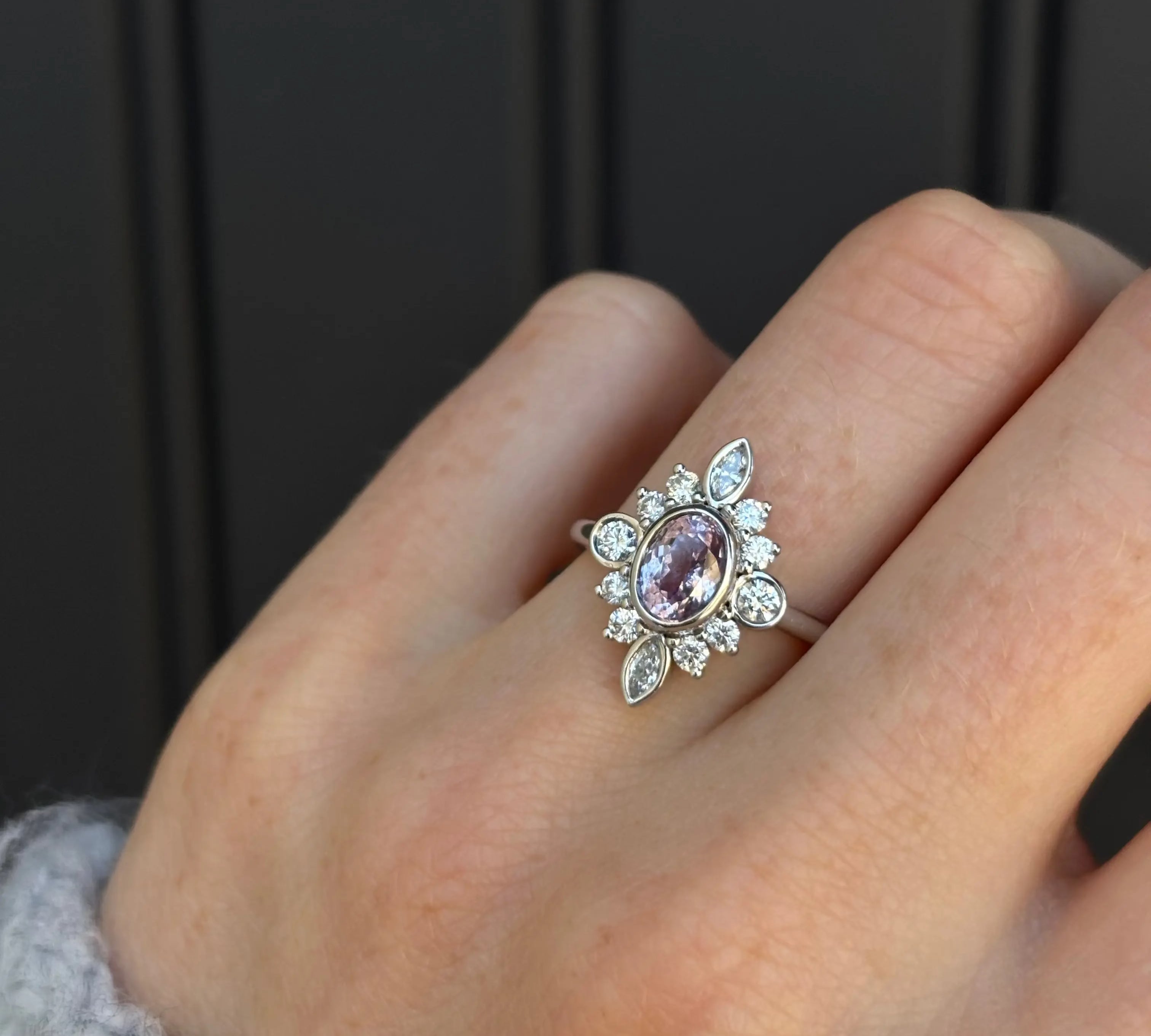 1.31ct Lavender Sapphire Scarlette Compass Ring [on hand]
