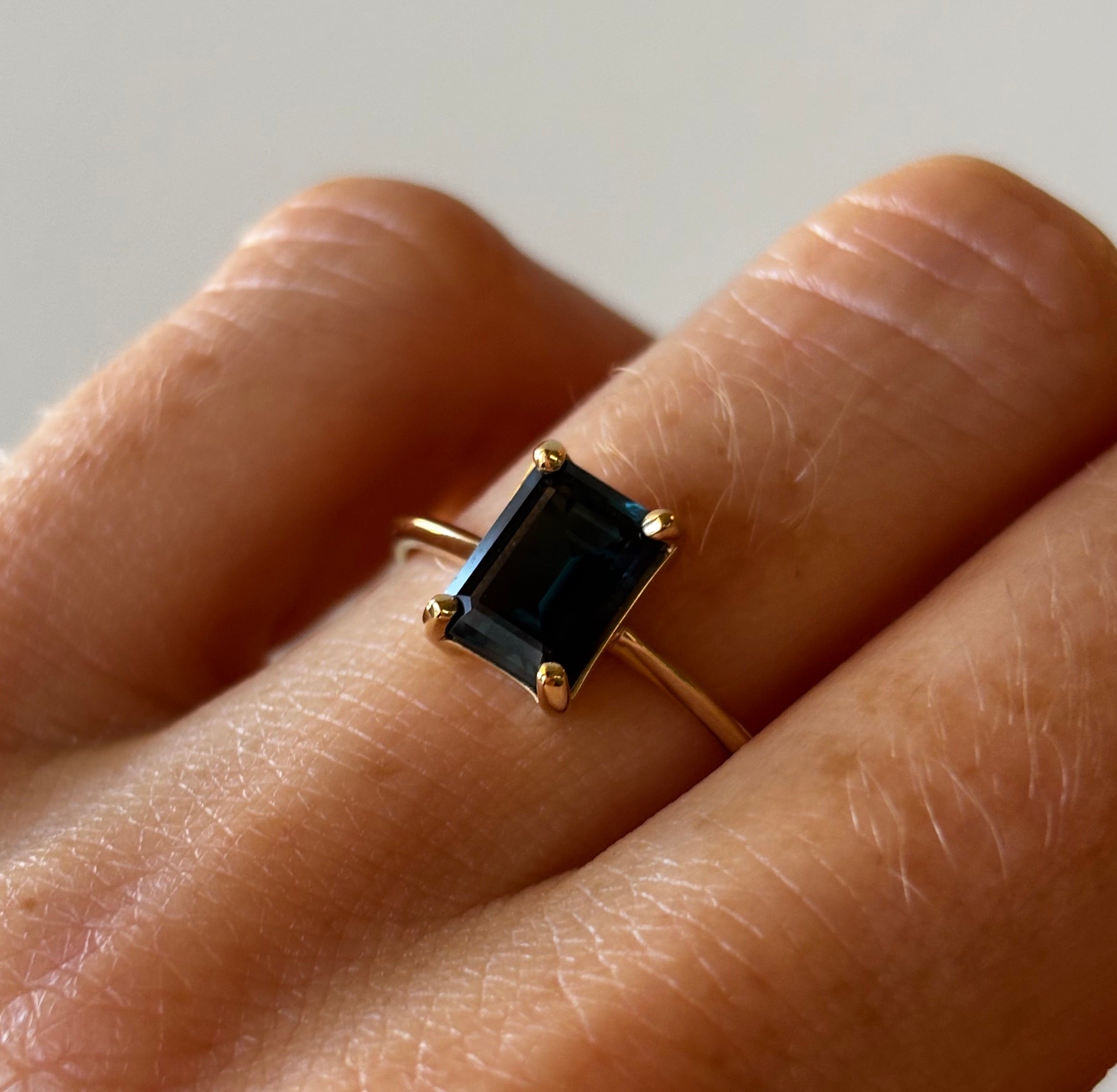 1.35ct Blue Tourmaline Odessa [Yellow Gold] worn solo