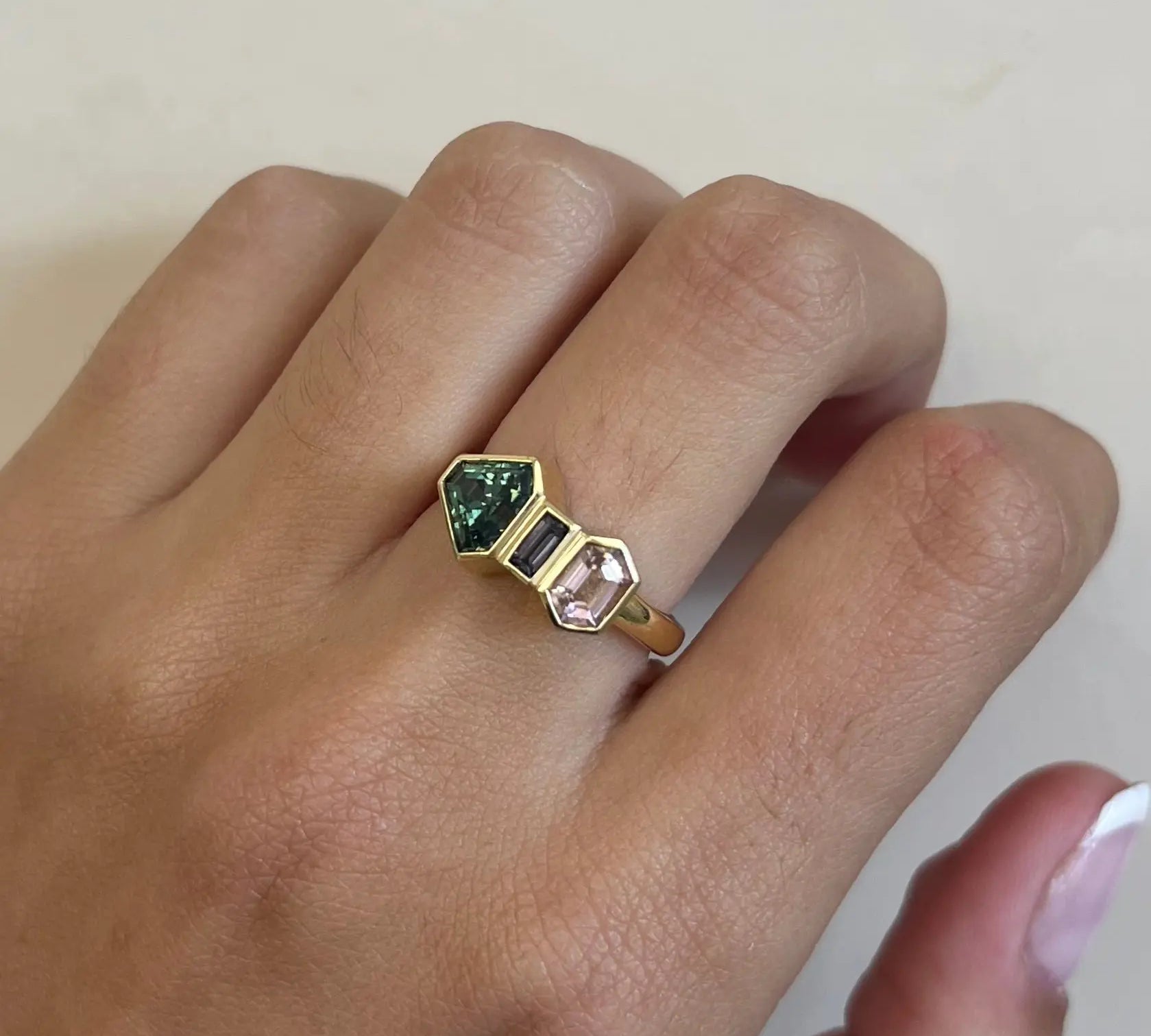 1.40ct Teal Sapphire & Tourmaline Linear Ring [on hand]