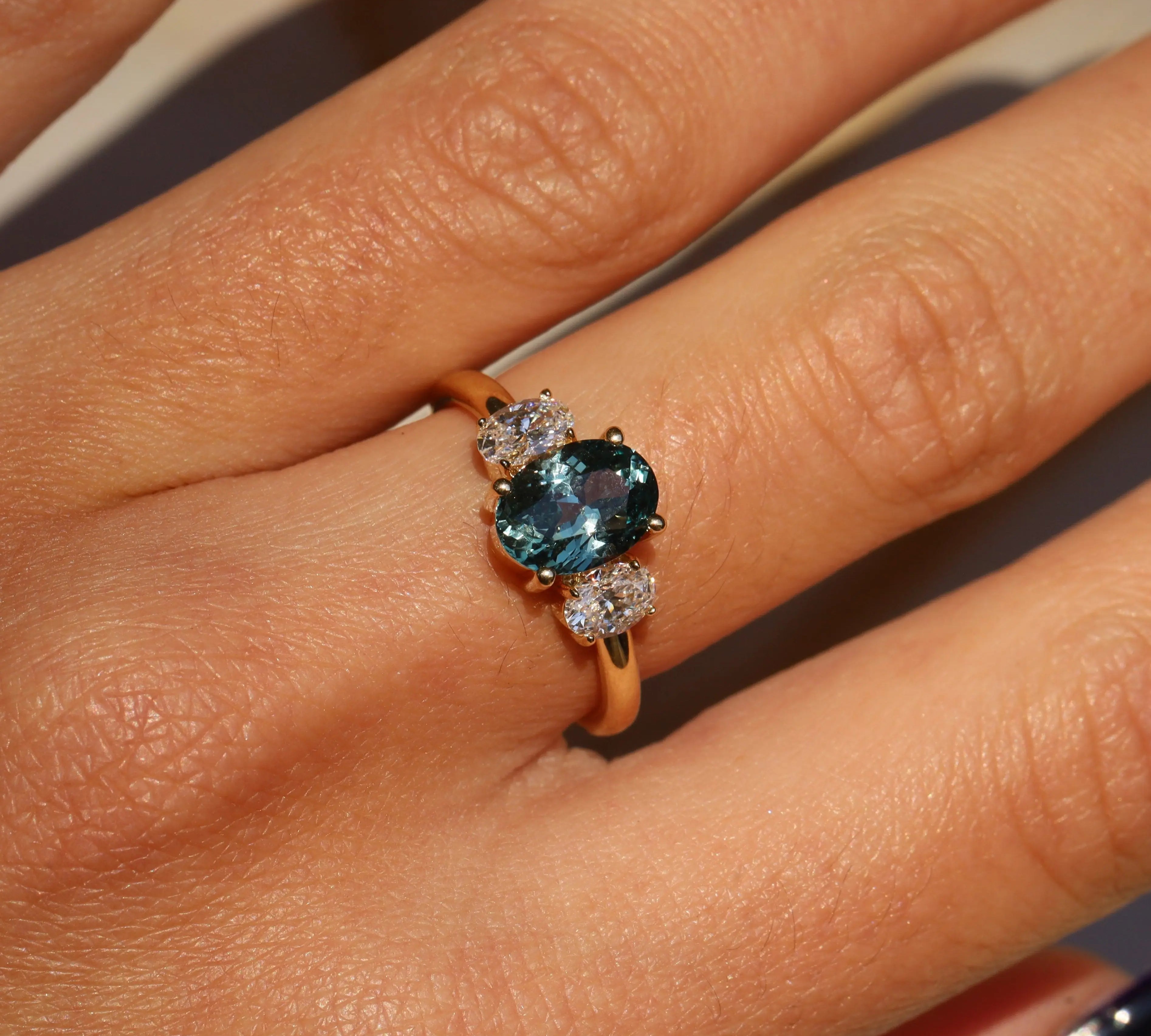 1.82ct Montana Sapphire and Diamond Michelle Ring [on hand]