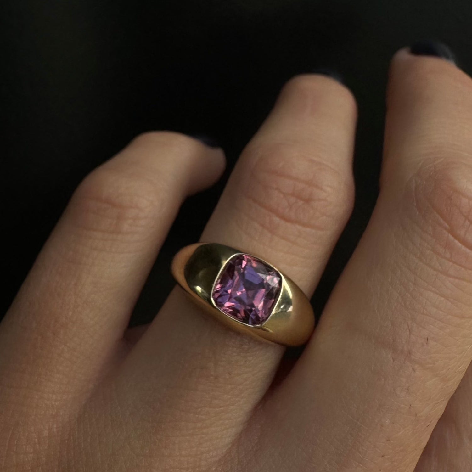 1.99ct Pink Garnet Pinky Bombe Marrow Fine