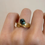 2.07ct Teal Oval Sapphire Twist Ring [on hand]