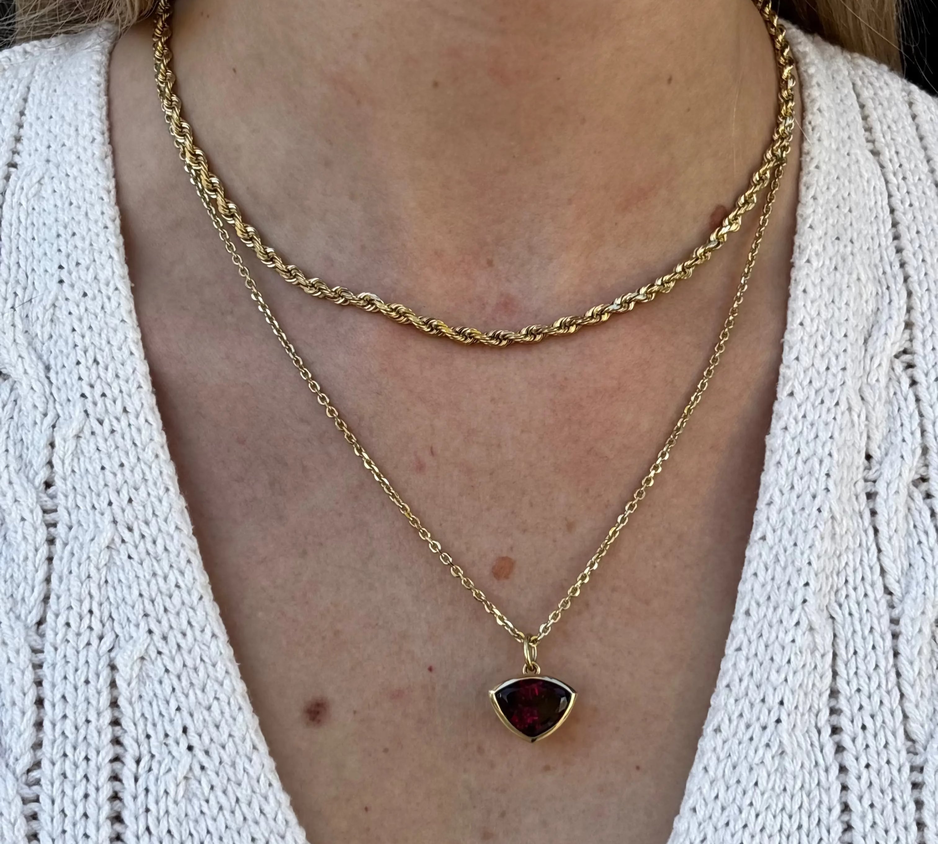 2.15mm Rope Chain [on neck]