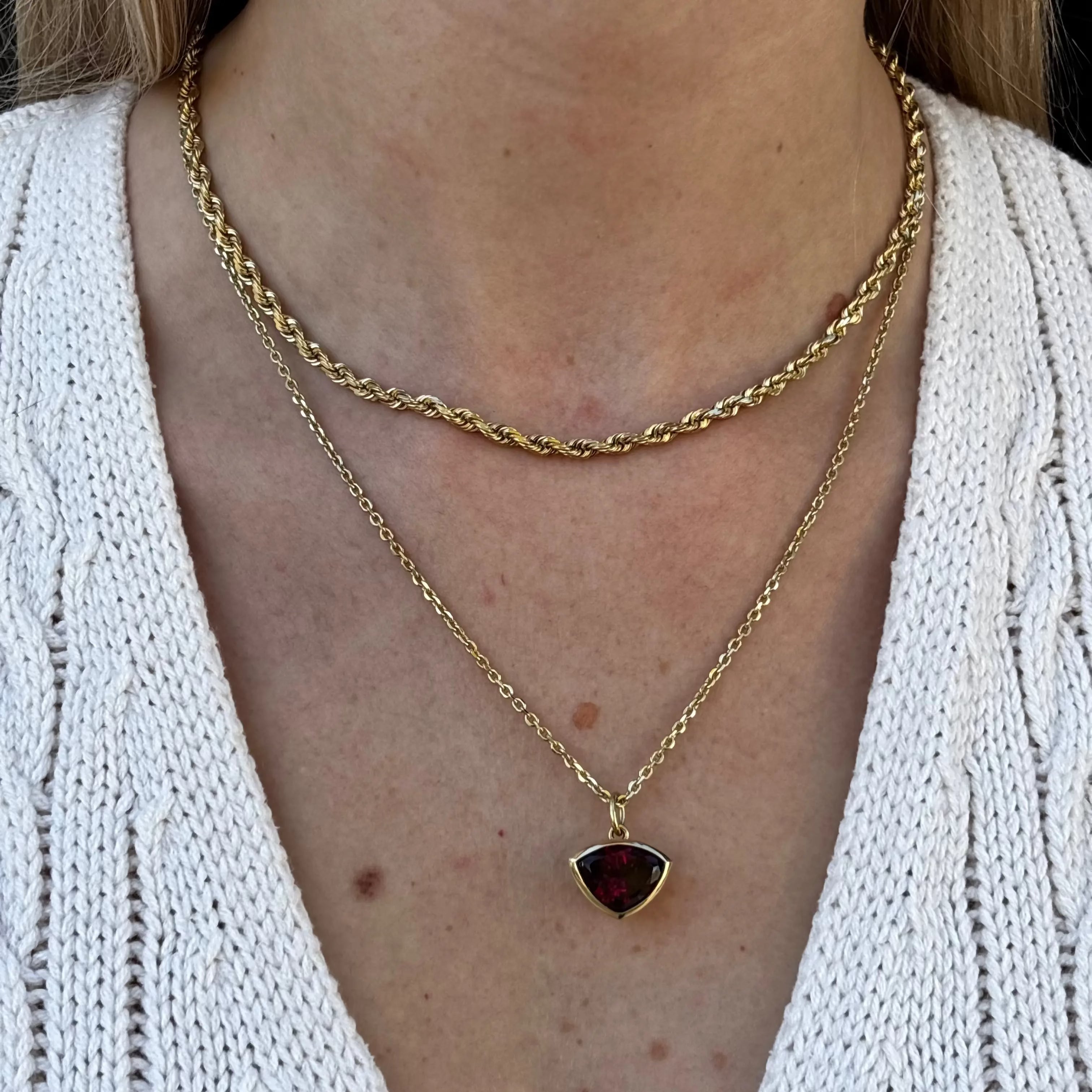 2.15mm Rope Chain [on neck]