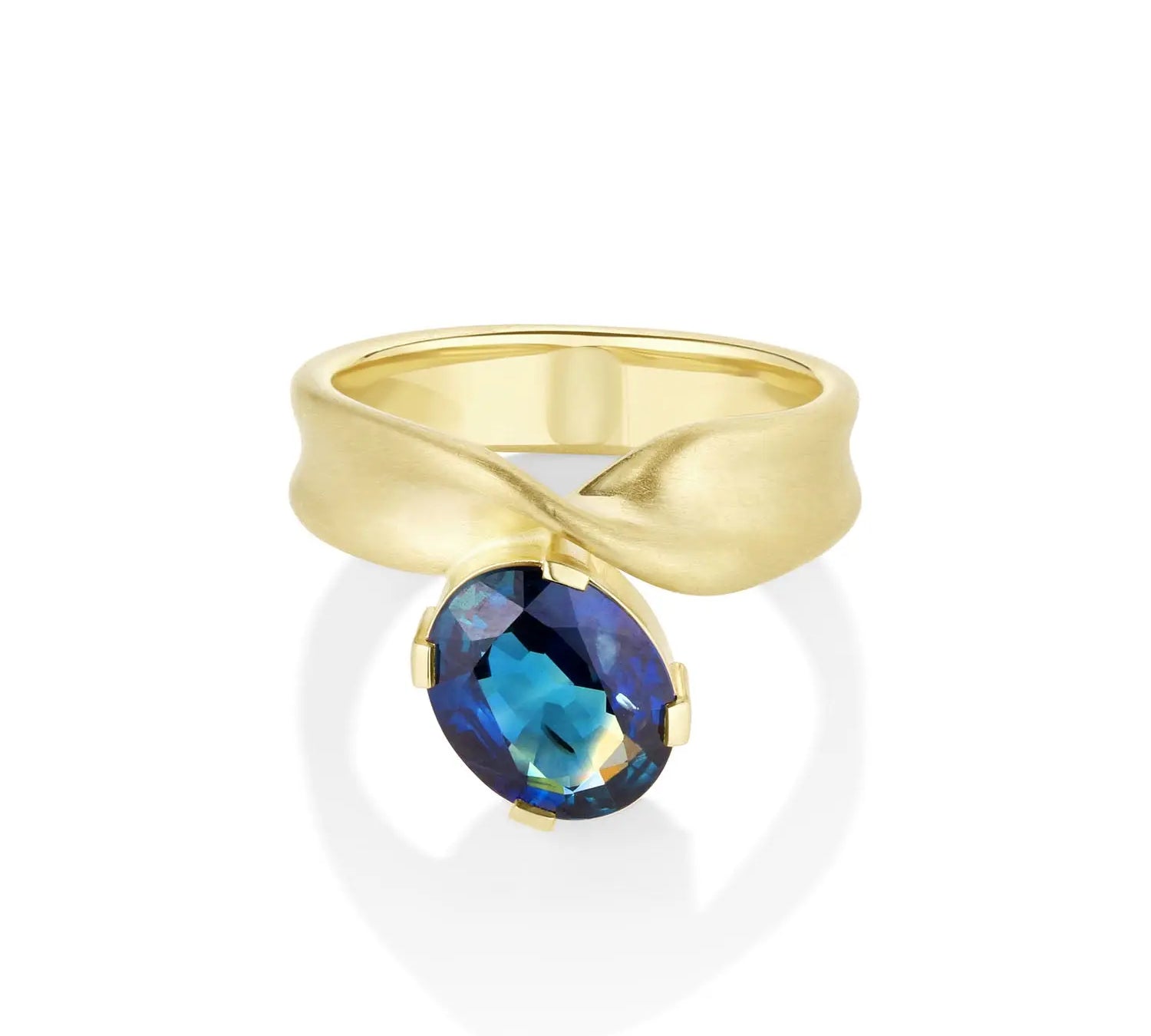 2.67ct Oval Sapphire Twist Ring [front view]