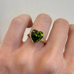 3.44ct Peridot Bezel Heart Ring [on hand]