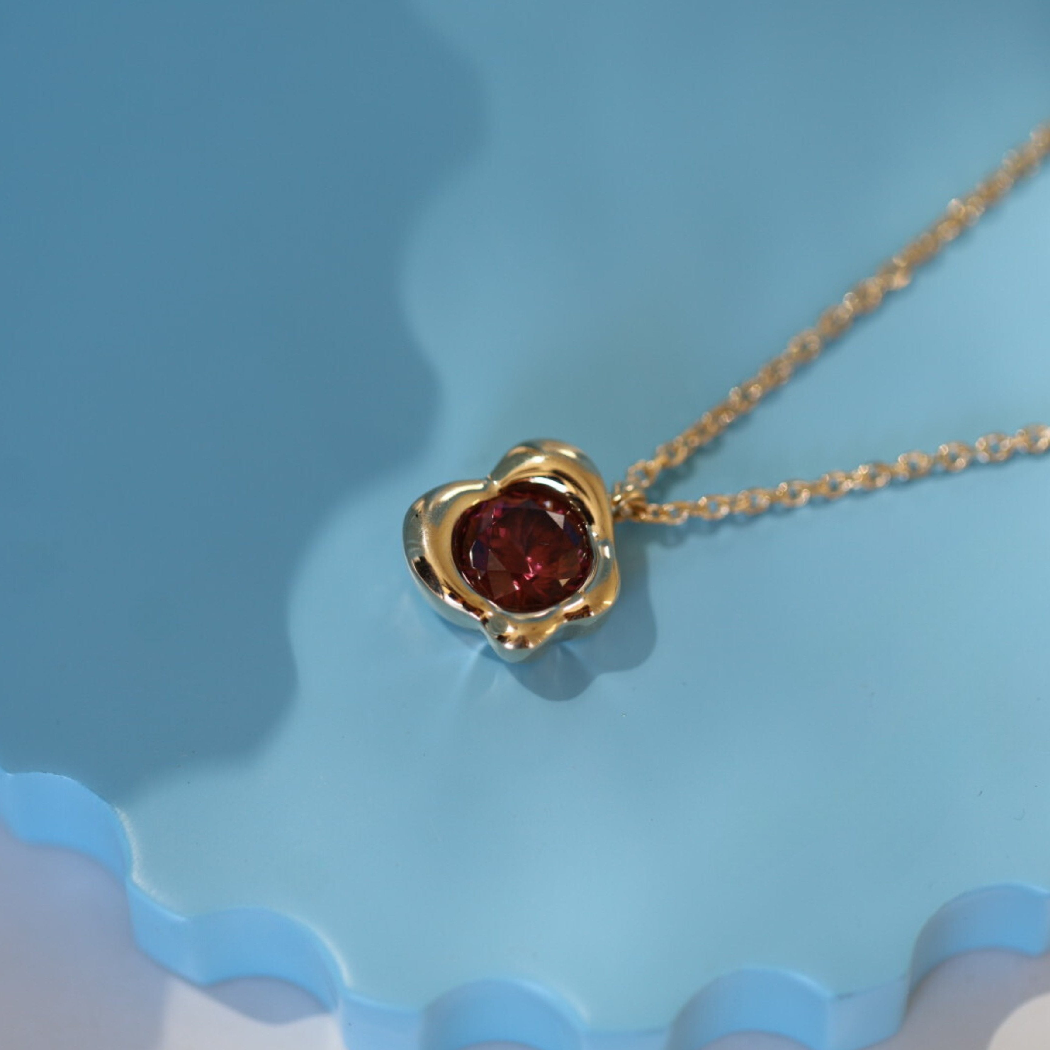 3.47ct Zircon Abstract Bezel Necklace [flat lay]