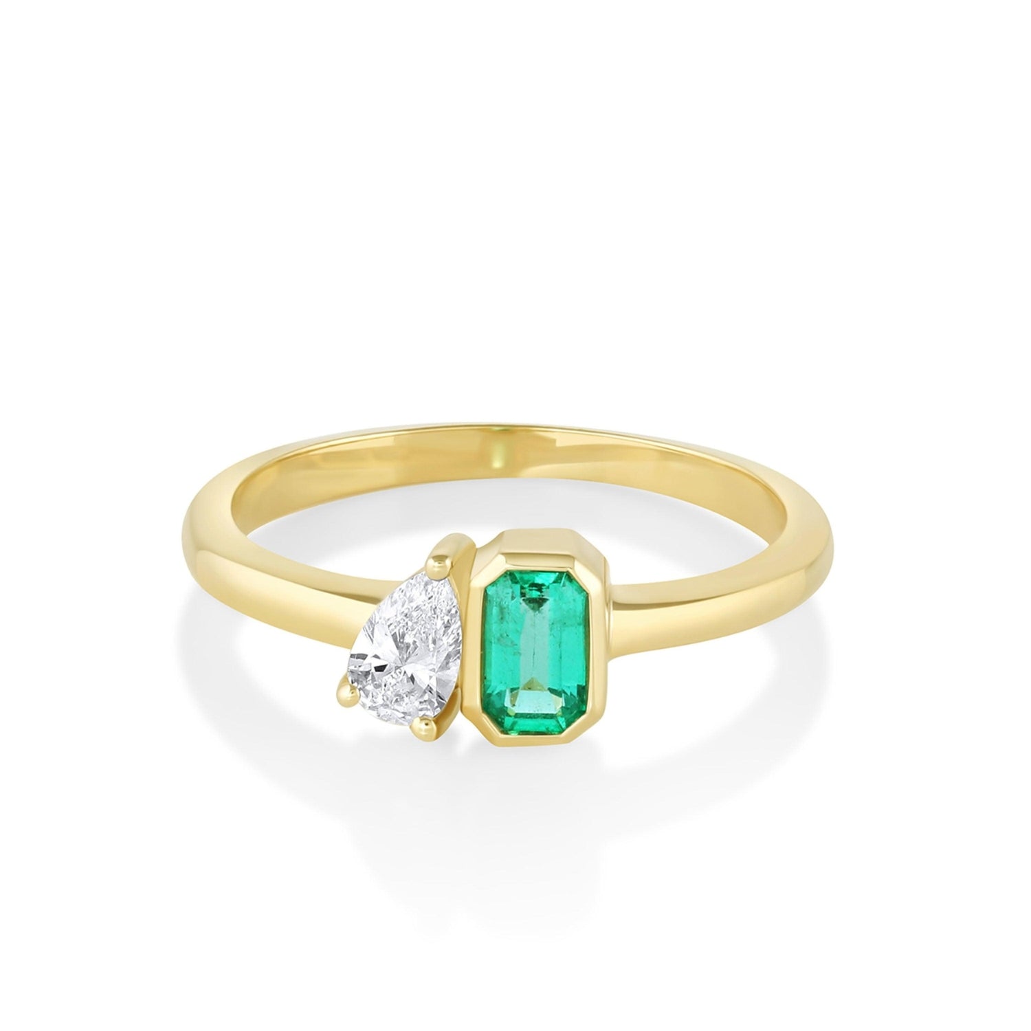 Marrow Fine Jewelry Minuette Collection Clementine Emerald and White Diamond Toi et Moi Engagement Ring [Yellow Gold]
