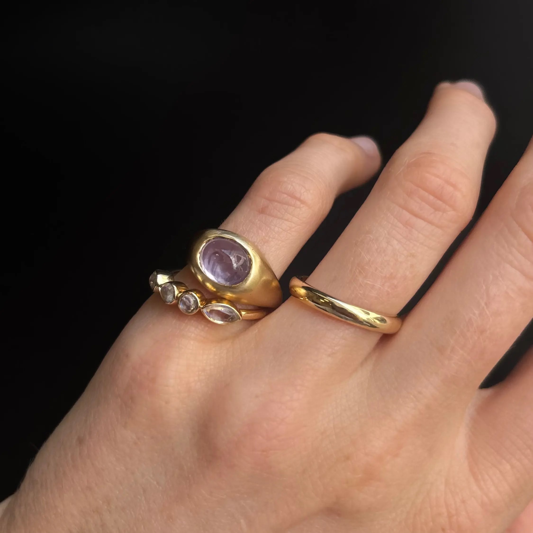 4.21ct Cab Sapphire Pinky Bombe - Marrow Fine [on hand]