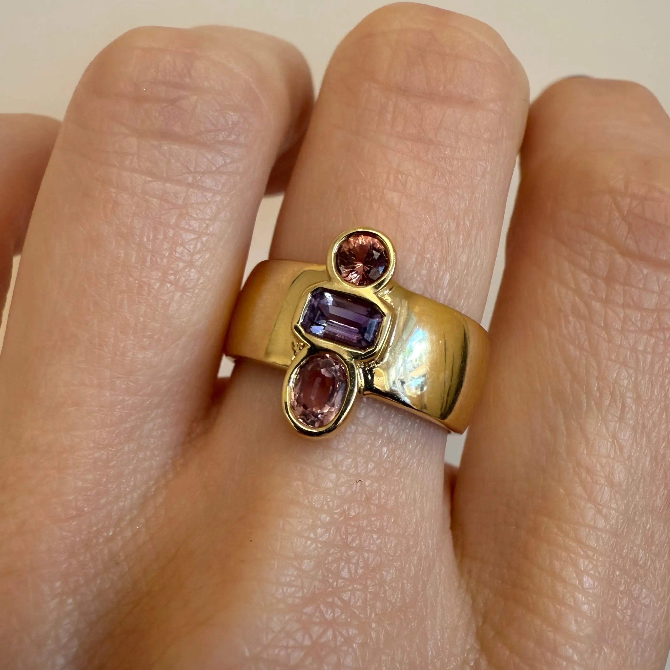 Amethyst Relic Ring [on hand]