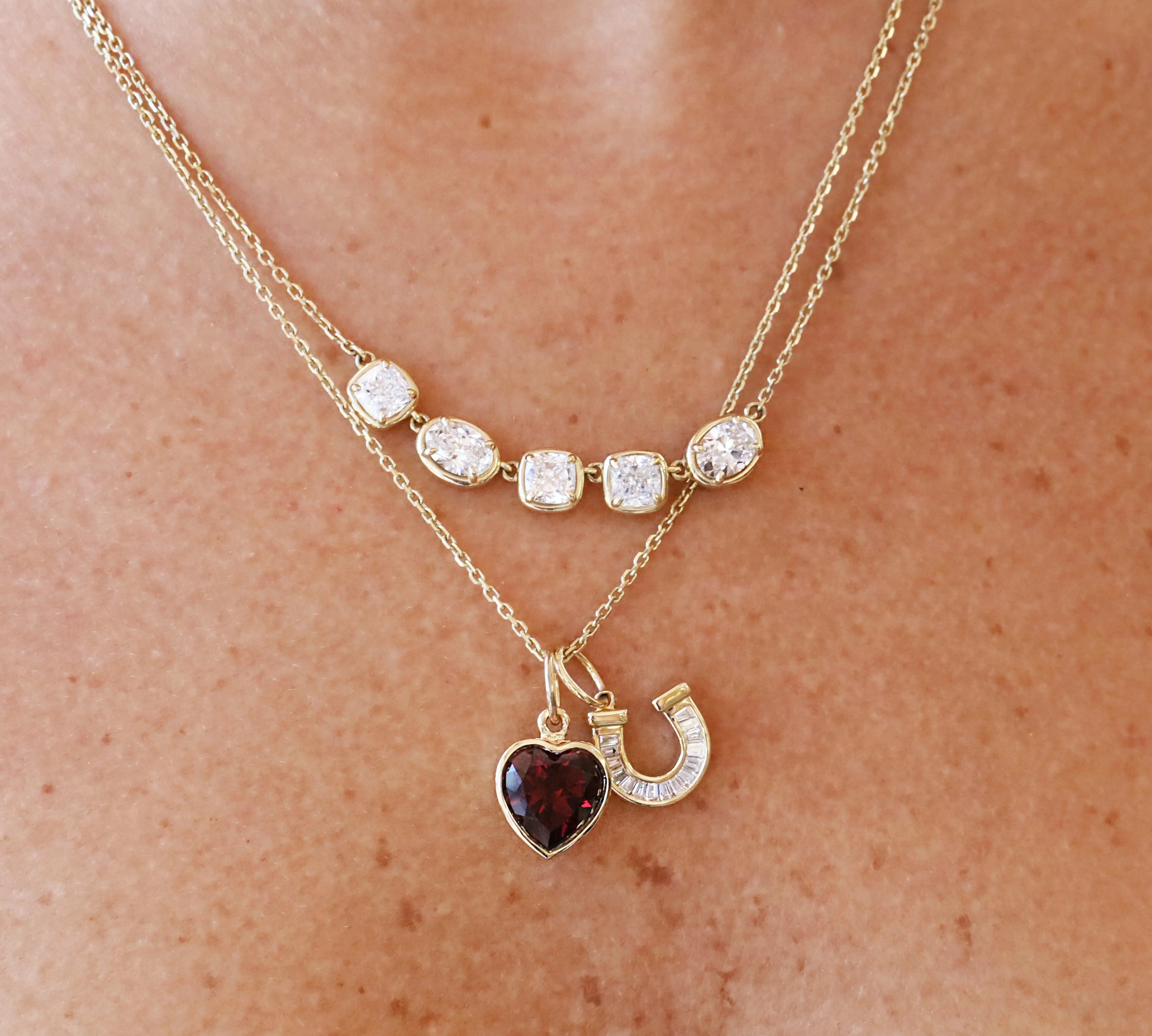 Lucky Horseshoe Charm Marrow Fine