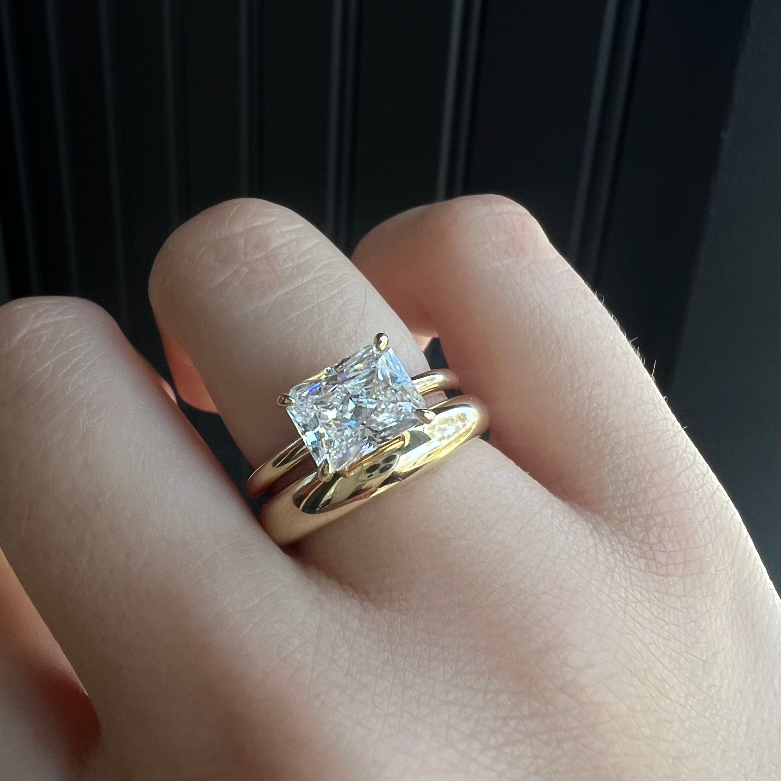 Engagement ring with stackable bands deals