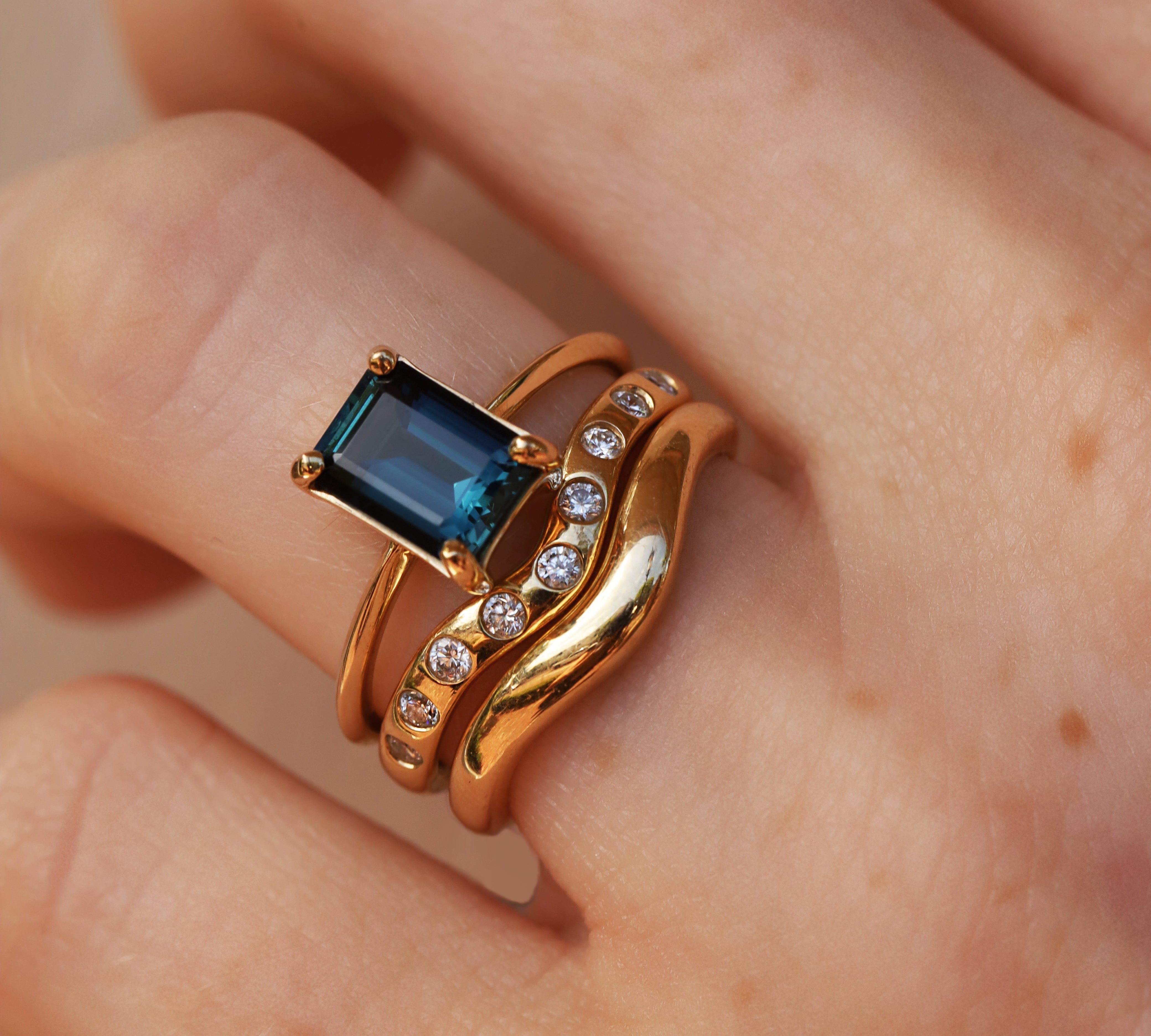 1.35ct Blue Tourmaline Odessa [Yellow Gold] with two stacking bands