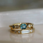 0.46ct Montana Sapphire and Diamond Linear Band [Yellow Gold] Flat Lay
