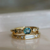 0.46ct Montana Sapphire and Diamond Linear Band [Yellow Gold] Flat Lay