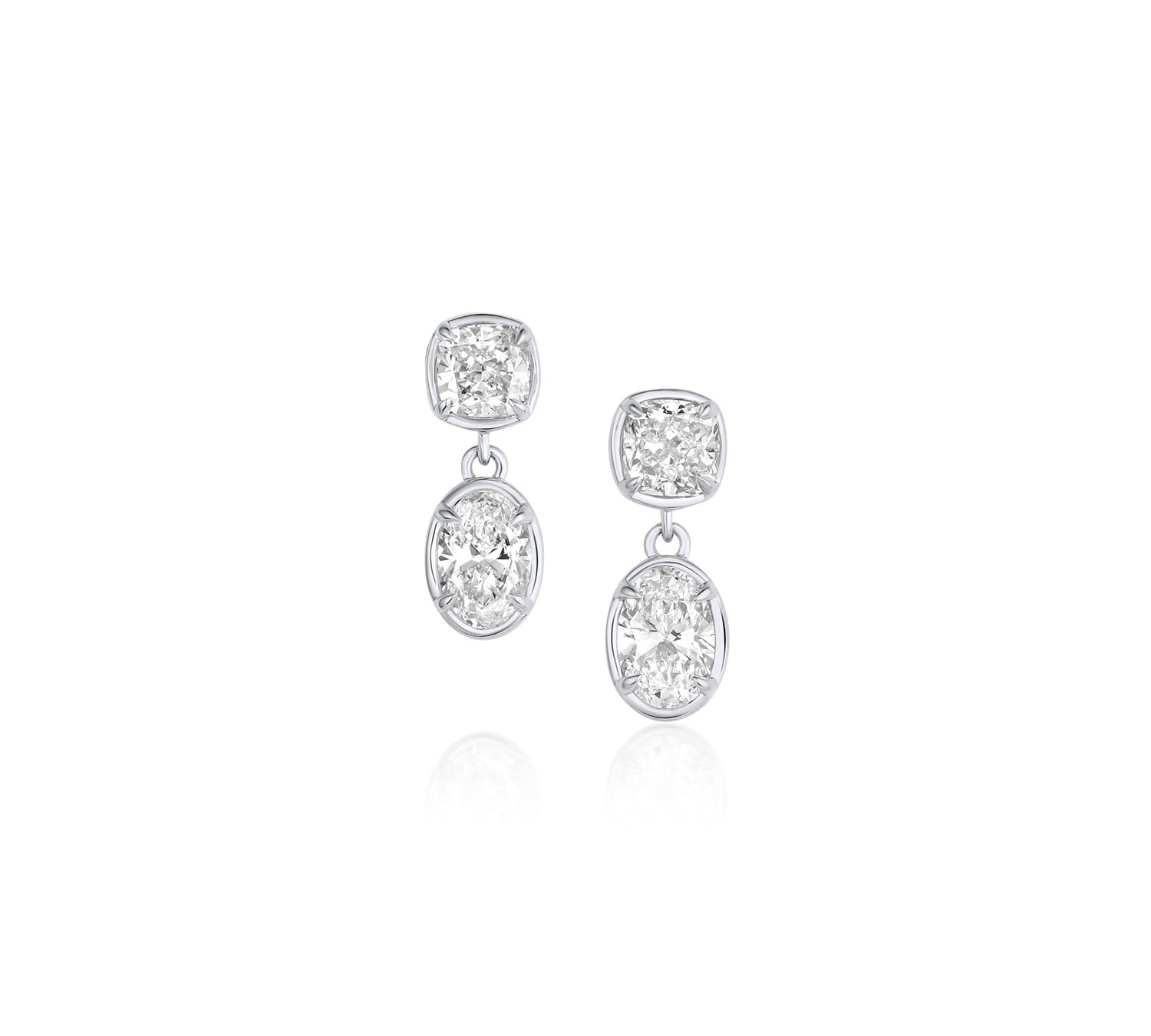 Lisse Dangle Earrings [White Gold]