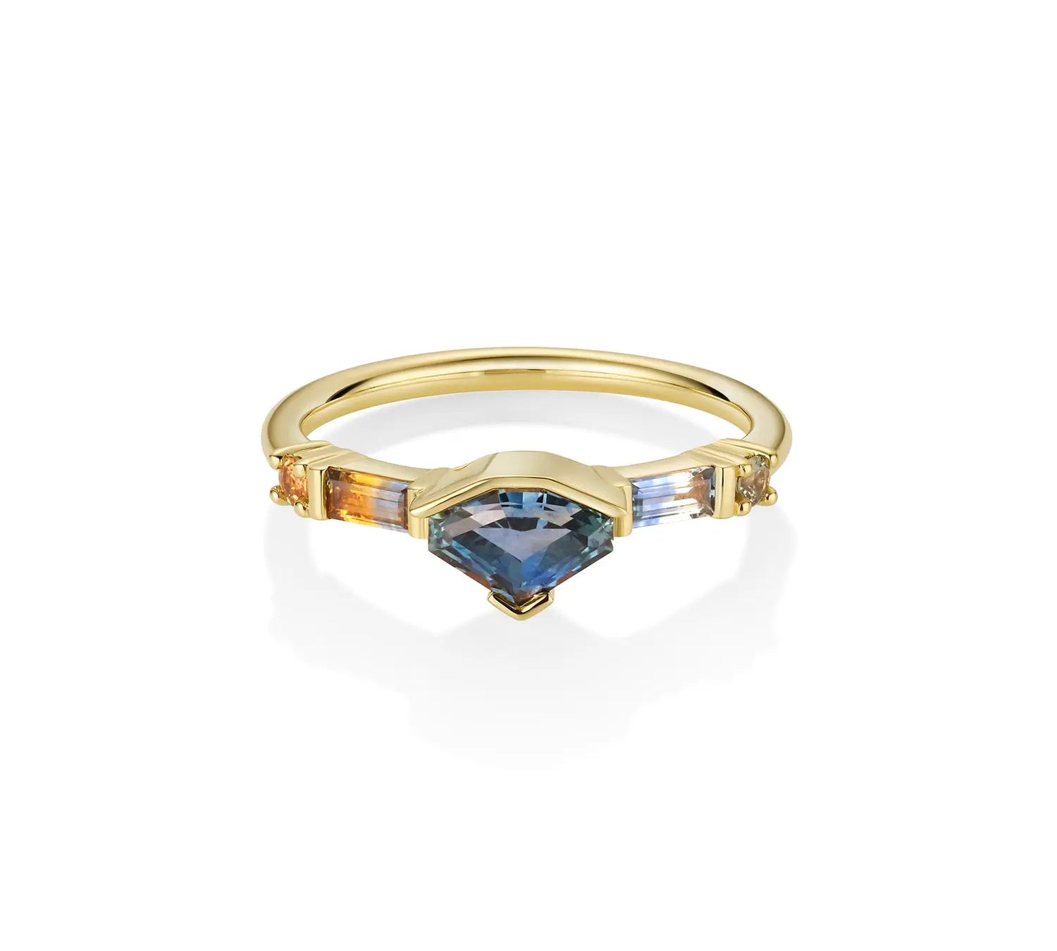 0.93ct Montana Sapphire Shield Linear Band | Yellow Gold