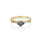 0.93ct Montana Sapphire Shield Linear Band | Yellow Gold