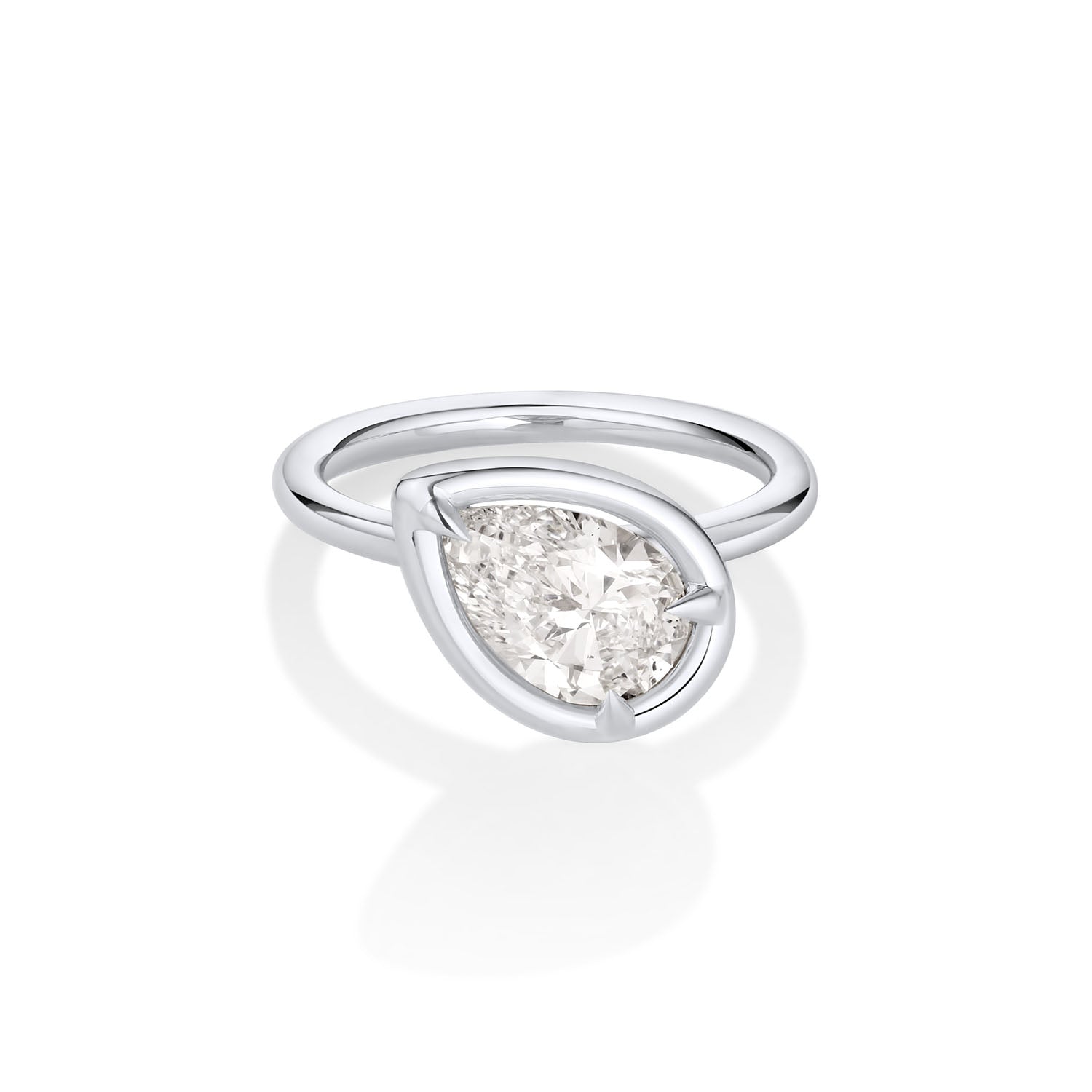 The Paloma Tilted Pear Engagement Ring [Platinum]