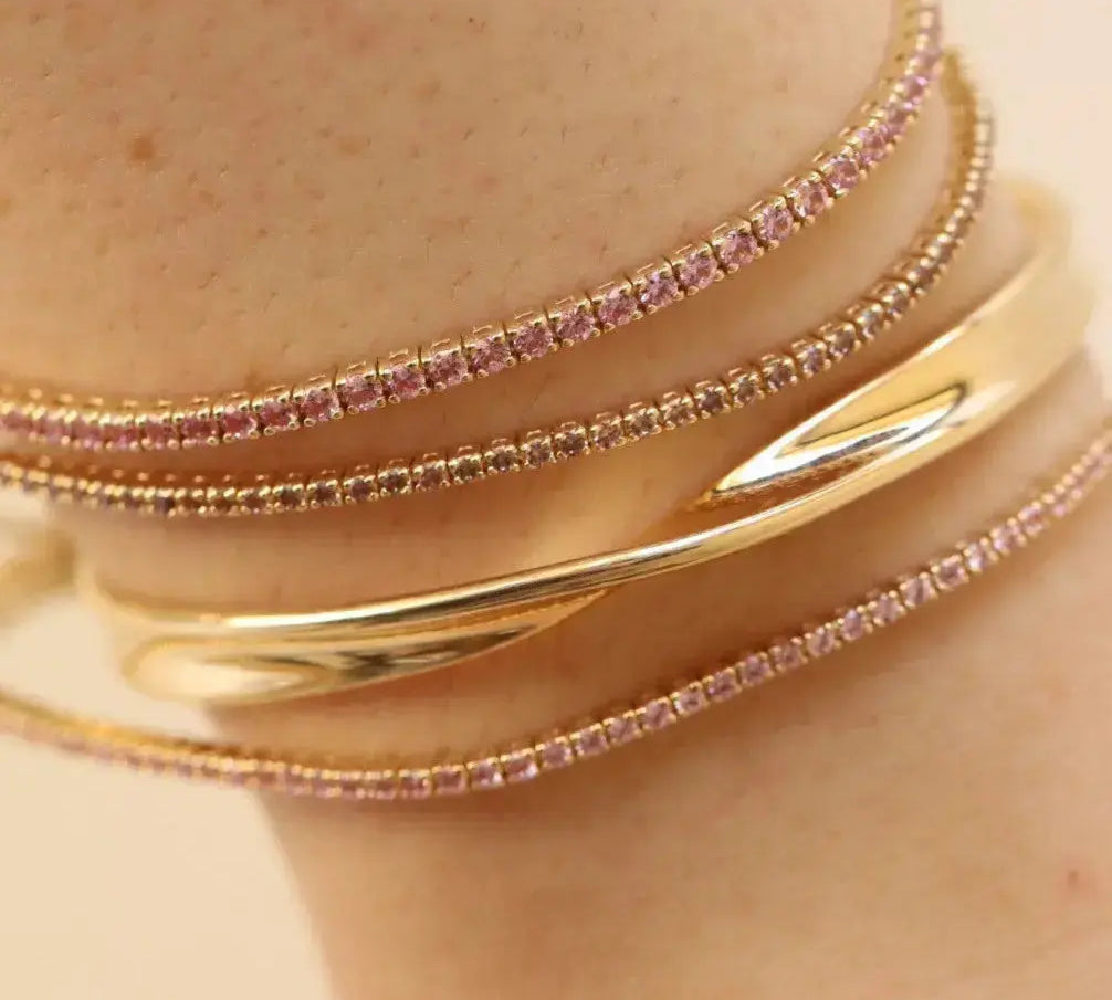 Close up of 1.56tcw Rose Sapphire Tennis Bracelet bracelet on wrist
