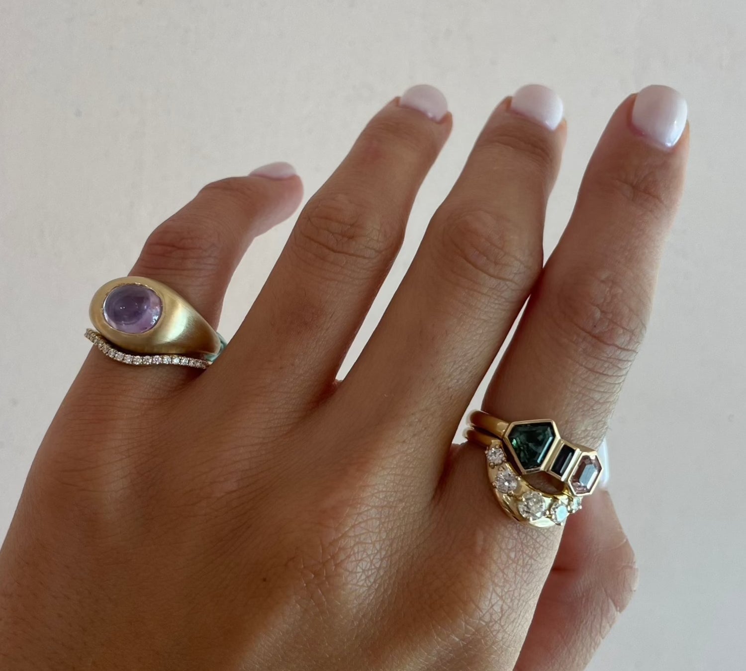 4.21ct Cab Sapphire Pinky Bombe - Marrow Fine