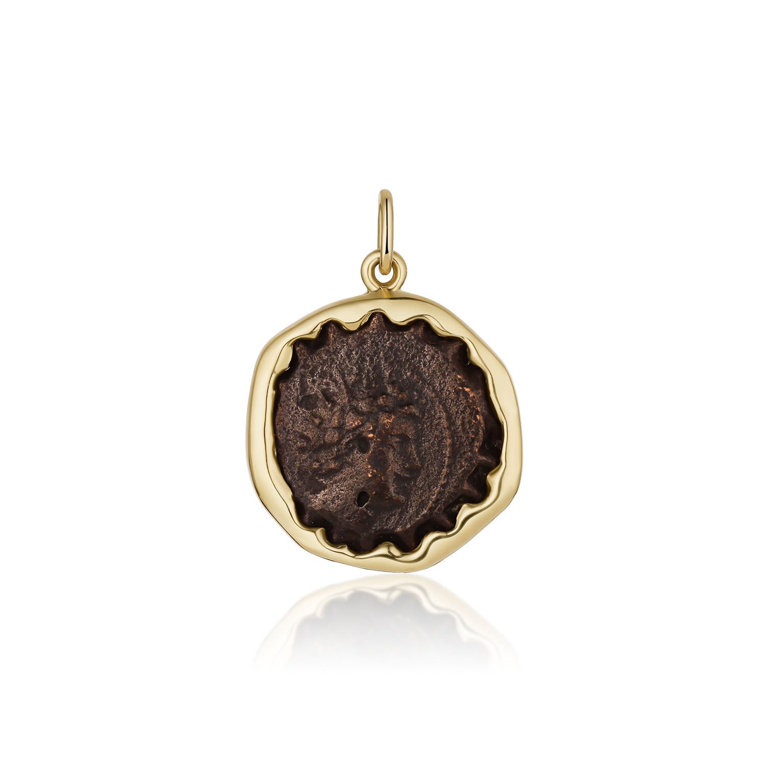 Reverse of the Seleucid Kingdom Antiochos VI Dionysos coin pendant in a scalloped 14k yellow gold bezel