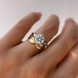 Everyday Twist Ring [on hand]