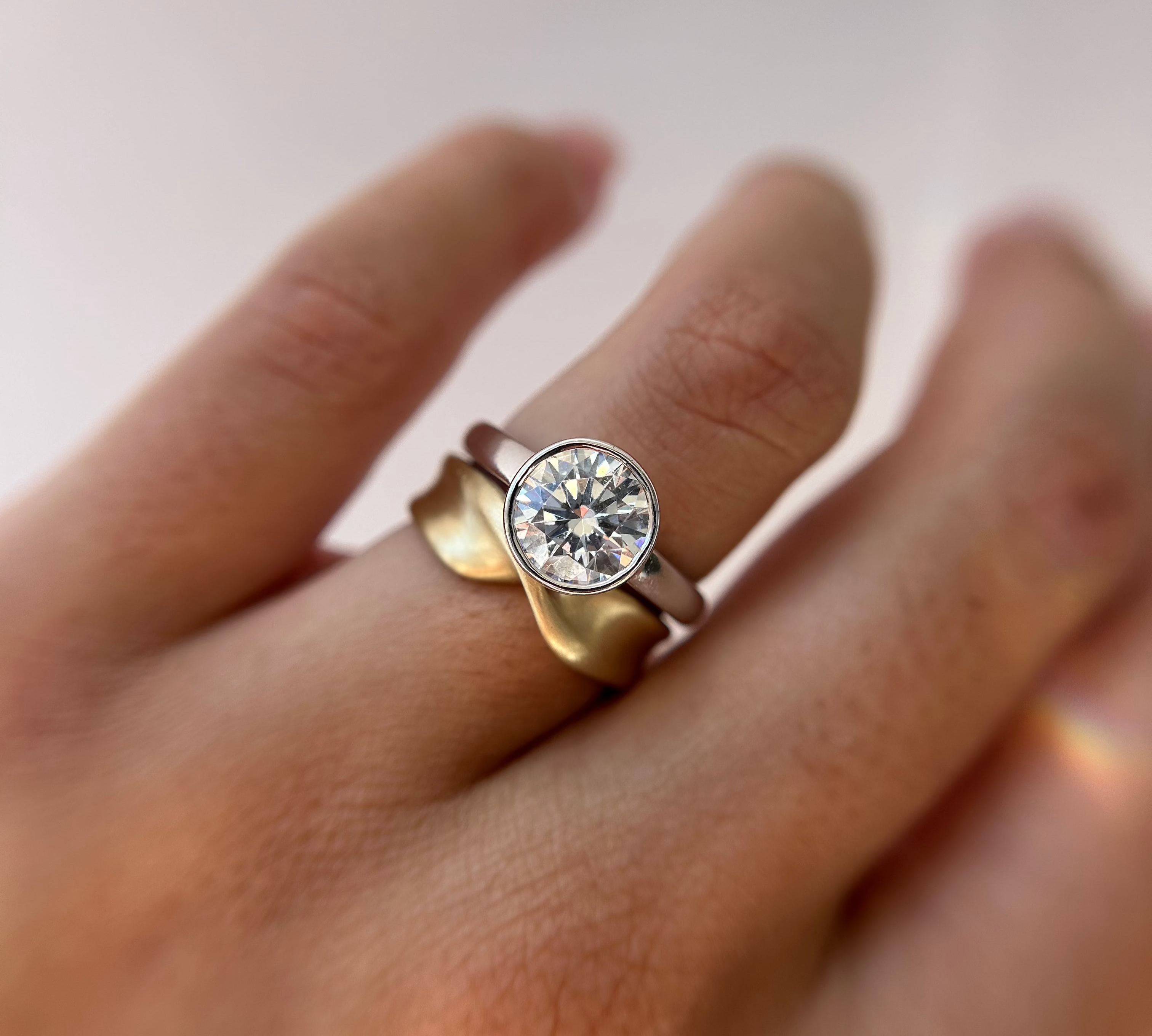 Everyday Twist Ring [on hand]