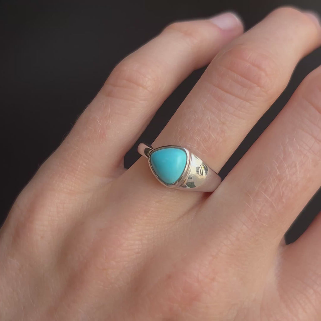 1.51ct Turquoise Trillion Ring [on hand]