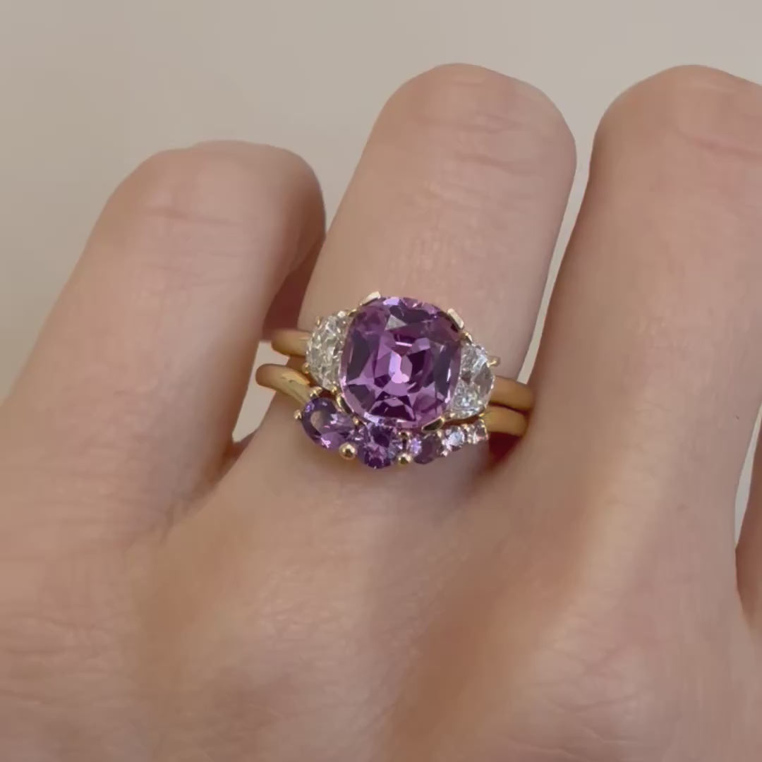 2.62ct Sapphire and Diamond Ring with Tracer Band