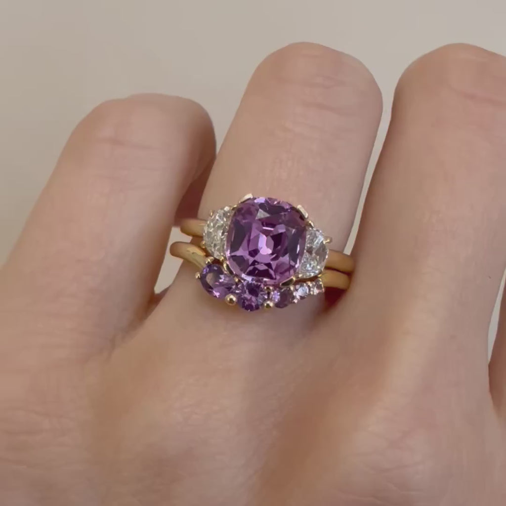 2.62ct Sapphire and Diamond Ring with Tracer Band