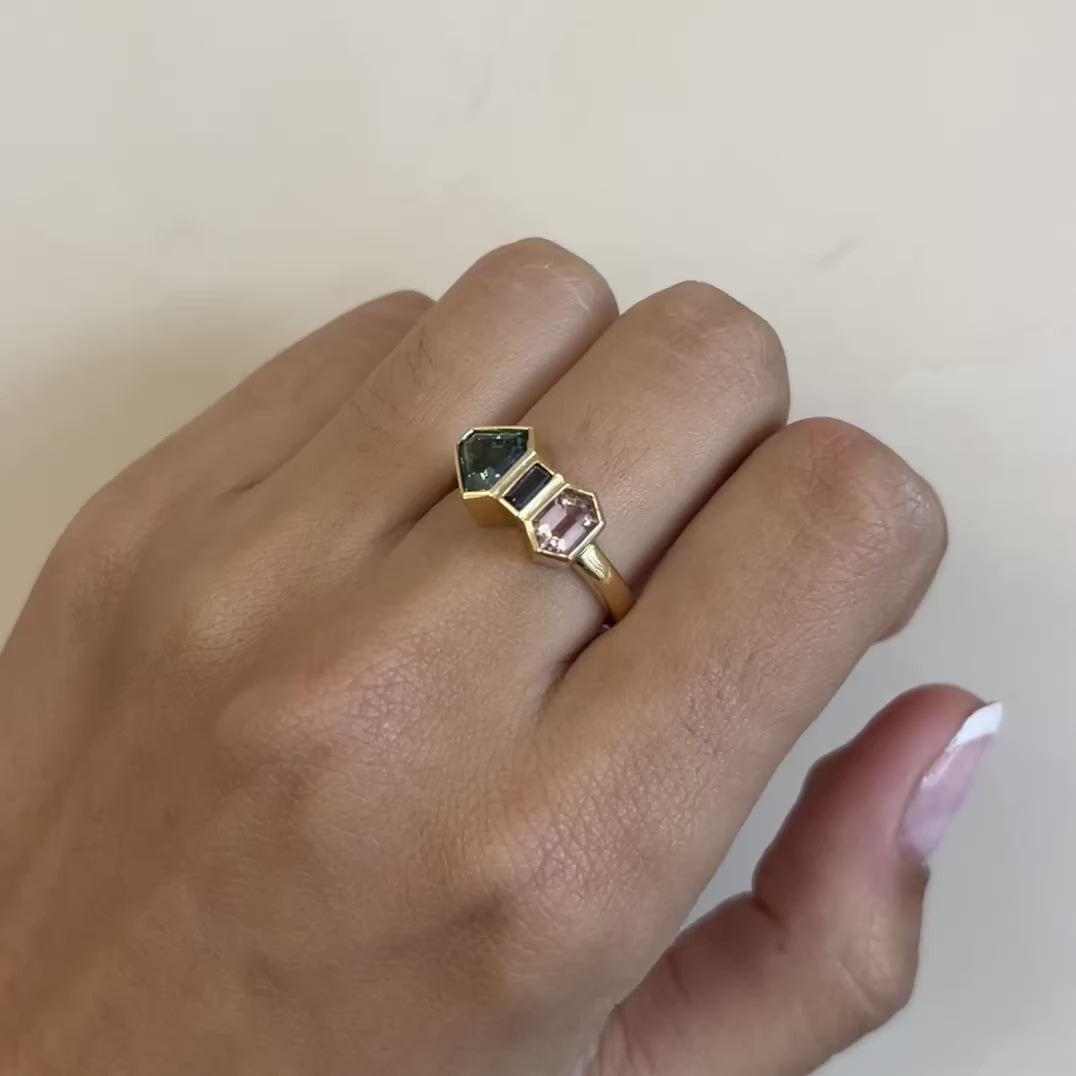 1.40ct Teal Sapphire & Tourmaline Linear Ring [on hand]