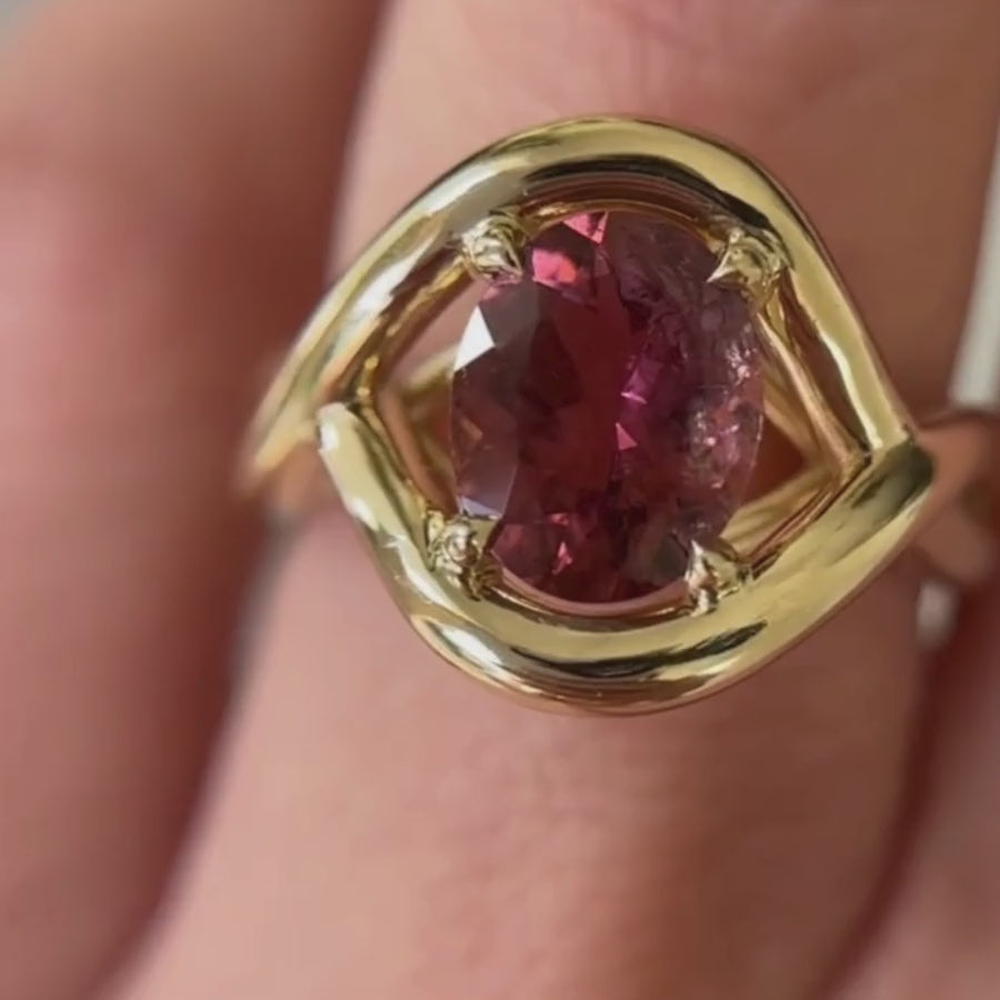 Vide of 1.56ct Pink Tourmaline Marrow x Sammi Florence Ring on hand