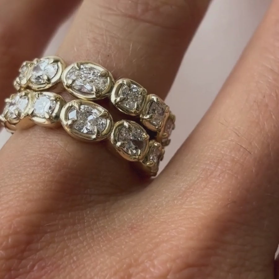 Video of 2 Lisse Eternity Bands stacked together on hand