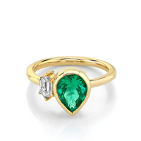 Marrow Fine Jewelry Emerald White Diamond Bezel Set Toi Et Moi Ring [Yellow Gold]