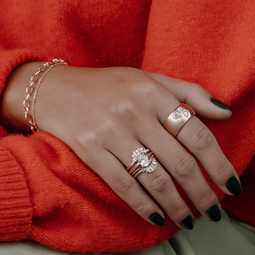 Golden Aurora Diamond Finger Ring