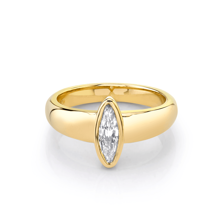 Marrow Fine Jewelry Elongated Bezel Set White Diamond Moval Ring [Yellow Gold]
